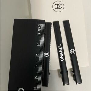 Chanel beauty gift  hair clip